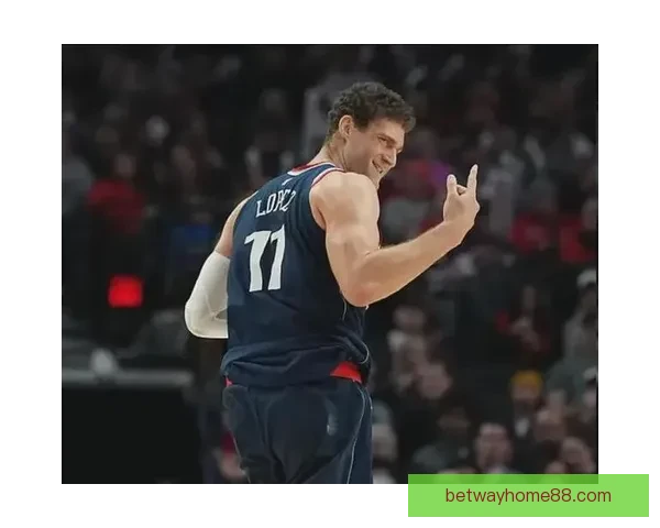 快船五连胜力克雄鹿小卡连场高分大洛迎盖帽里程碑